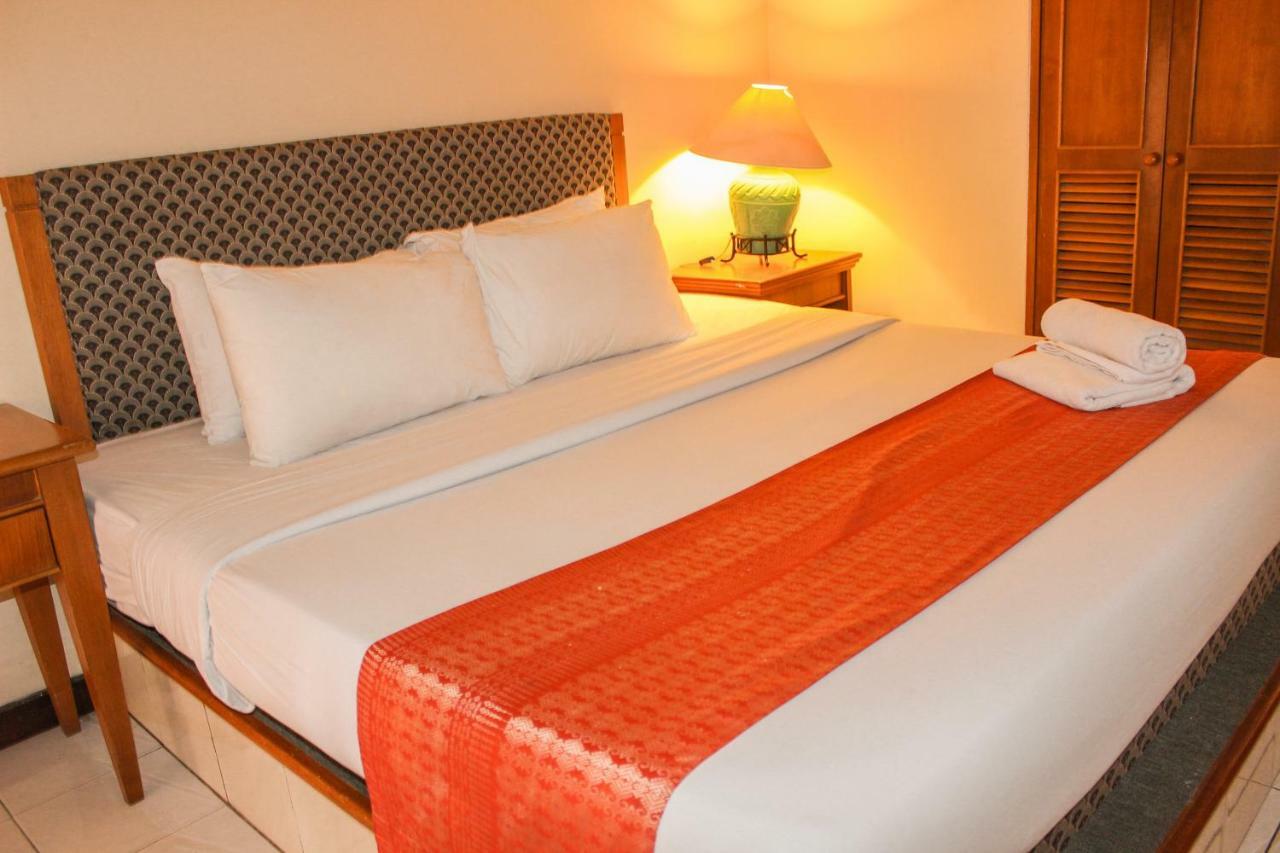 Parkside Nuansa Maninjau Resort Buitenkant foto